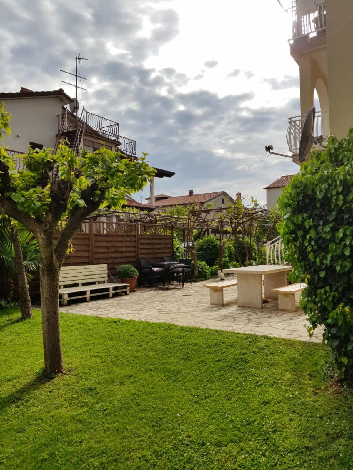 Trbovic Apartments Peaceful Stay With Free Parking, Pet-Friendly, And Bike Storage In Umag Luaran gambar