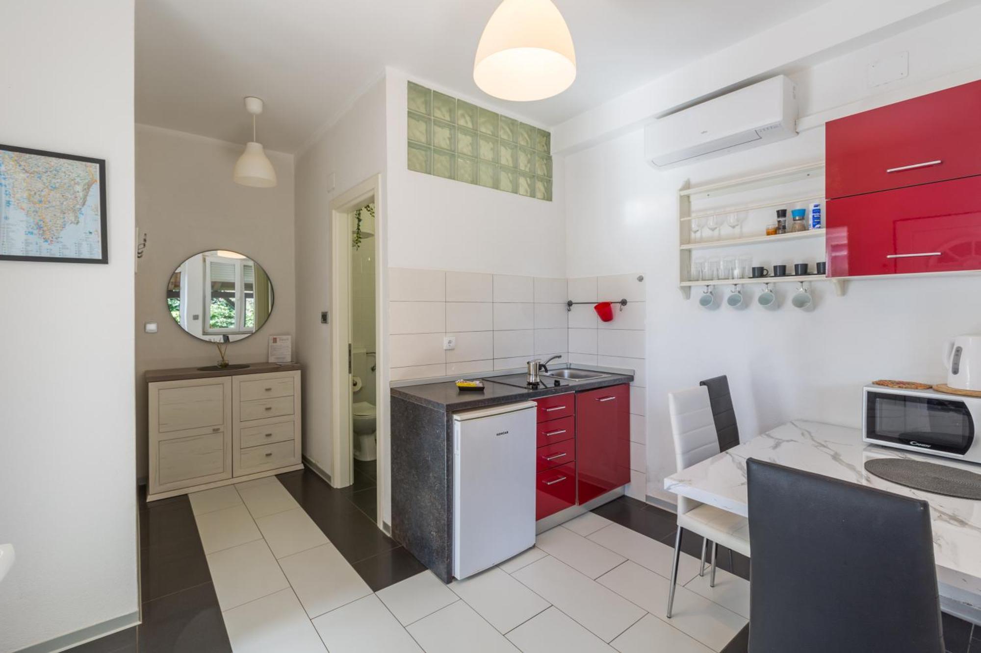 Trbovic Apartments Peaceful Stay With Free Parking, Pet-Friendly, And Bike Storage In Umag Luaran gambar
