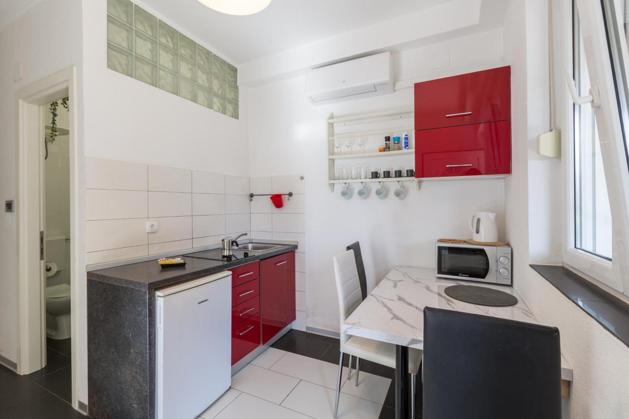 Trbovic Apartments Peaceful Stay With Free Parking, Pet-Friendly, And Bike Storage In Umag Luaran gambar