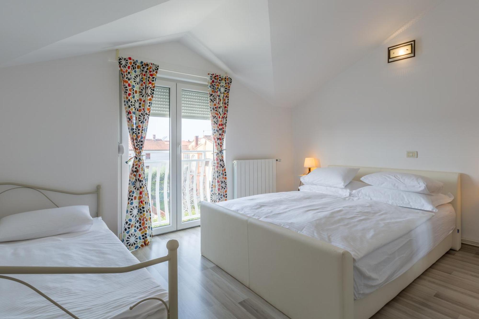 Trbovic Apartments Peaceful Stay With Free Parking, Pet-Friendly, And Bike Storage In Umag Luaran gambar