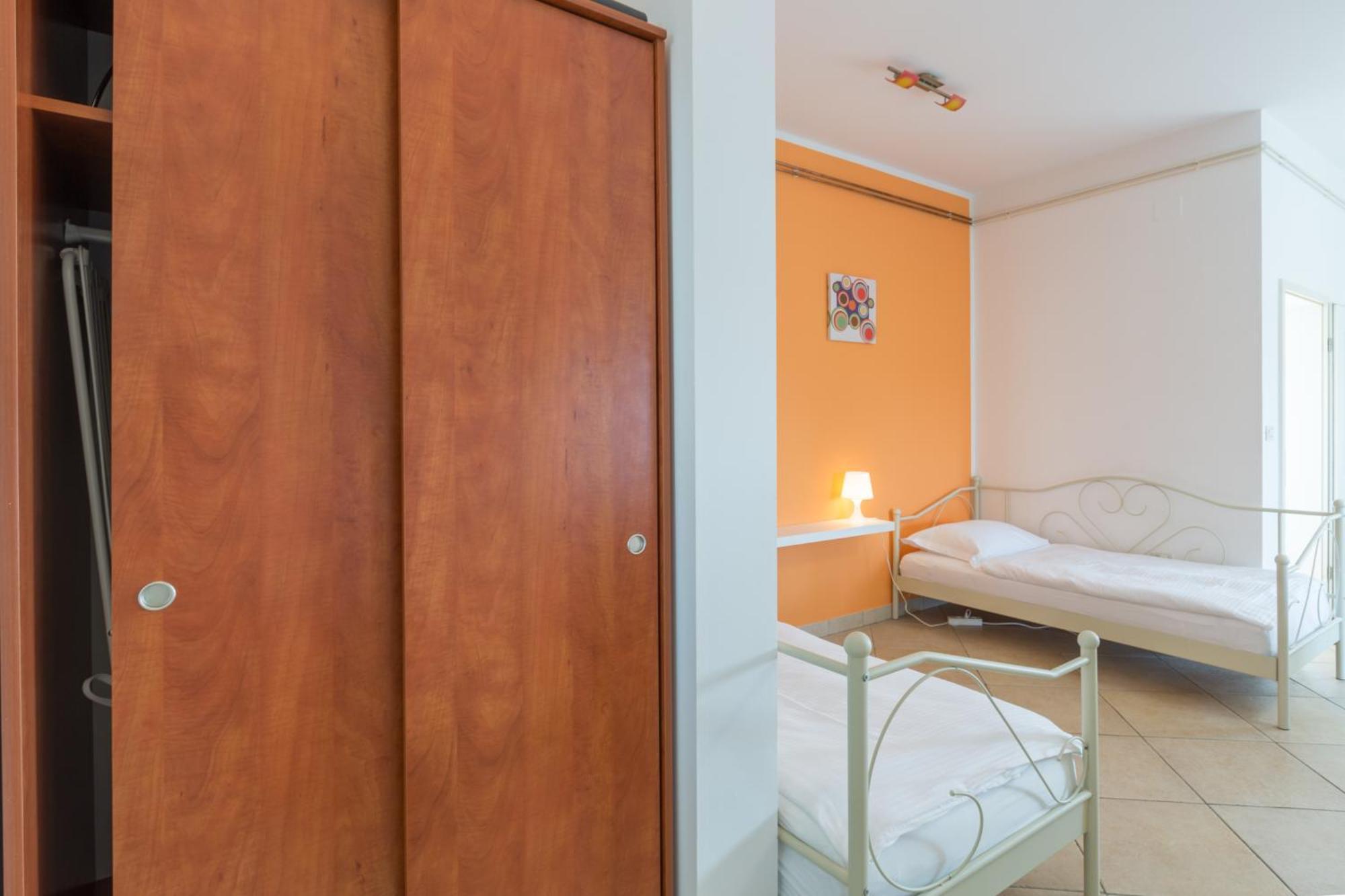 Trbovic Apartments Peaceful Stay With Free Parking, Pet-Friendly, And Bike Storage In Umag Luaran gambar