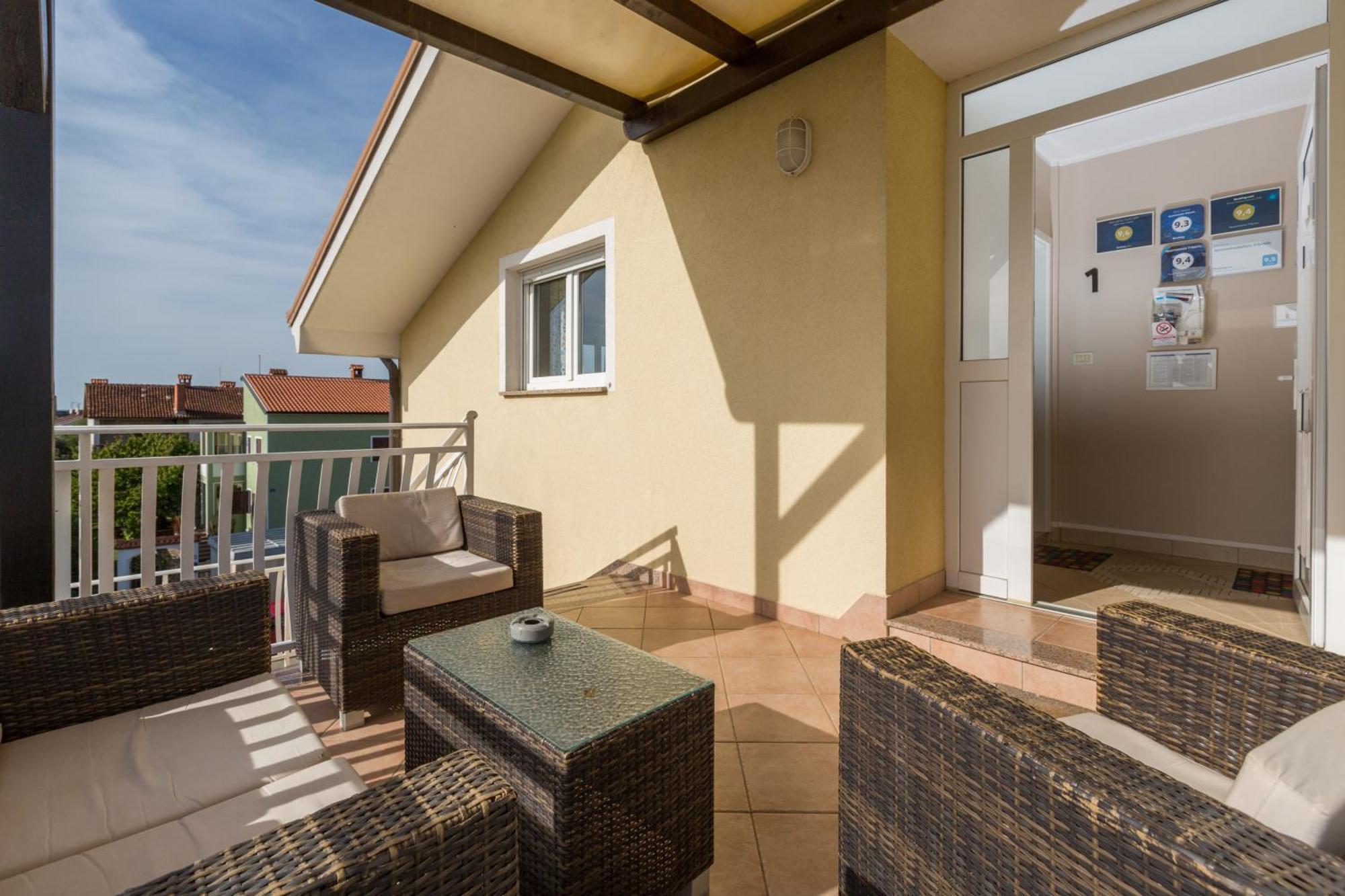 Trbovic Apartments Peaceful Stay With Free Parking, Pet-Friendly, And Bike Storage In Umag Luaran gambar