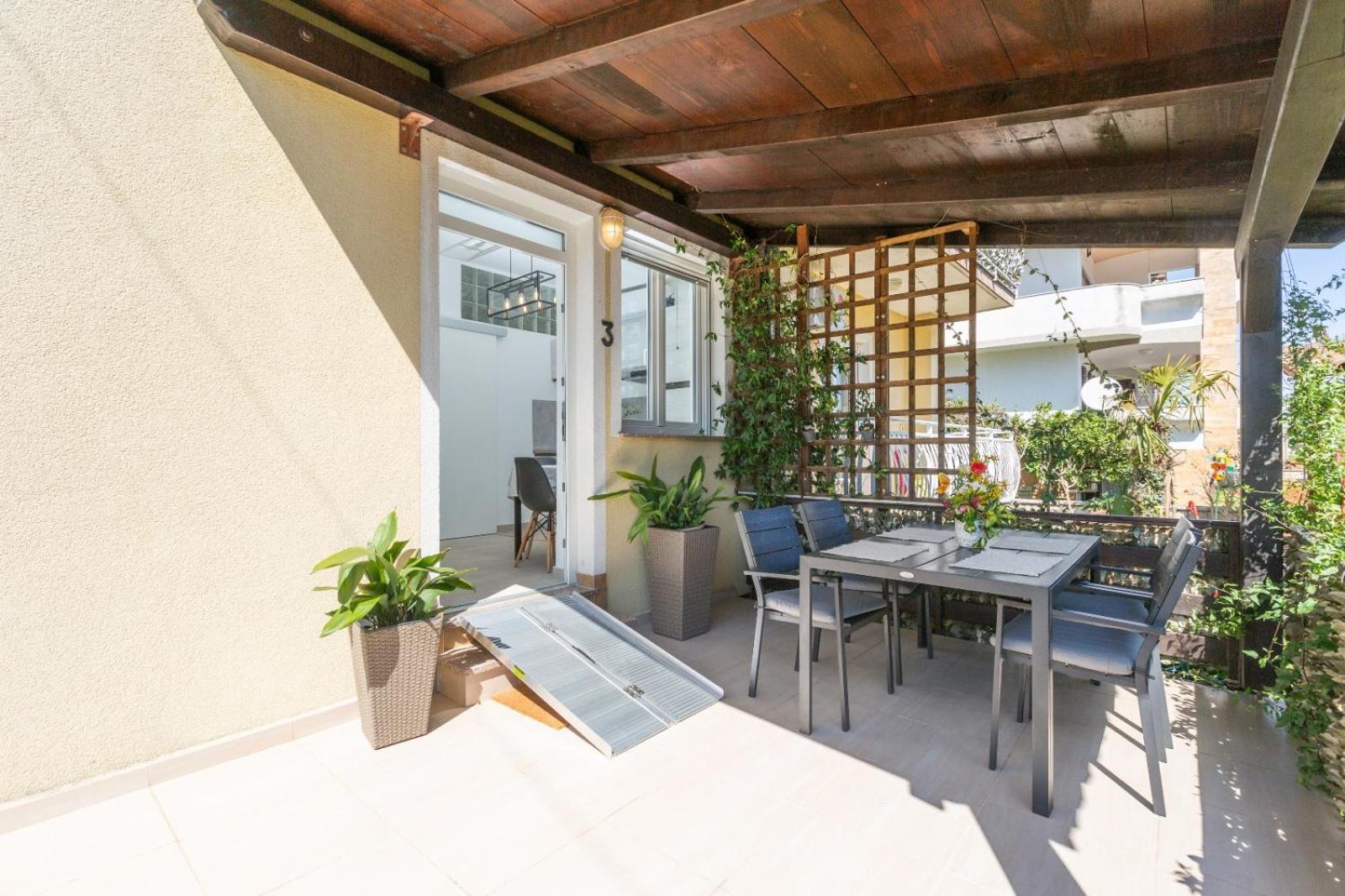 Trbovic Apartments Peaceful Stay With Free Parking, Pet-Friendly, And Bike Storage In Umag Luaran gambar