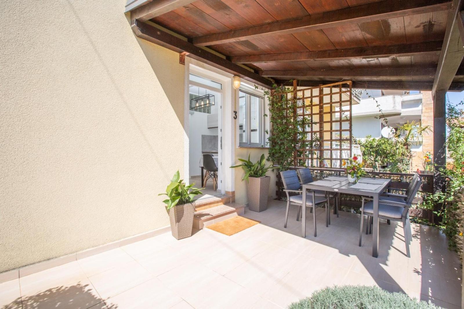 Trbovic Apartments Peaceful Stay With Free Parking, Pet-Friendly, And Bike Storage In Umag Luaran gambar